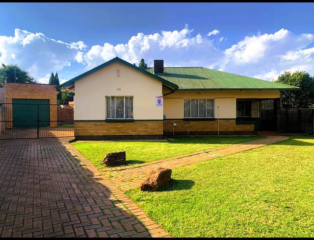 3 BEDROOM HOUSE FOR SALE IN VANDERBIJLPARK CE 1